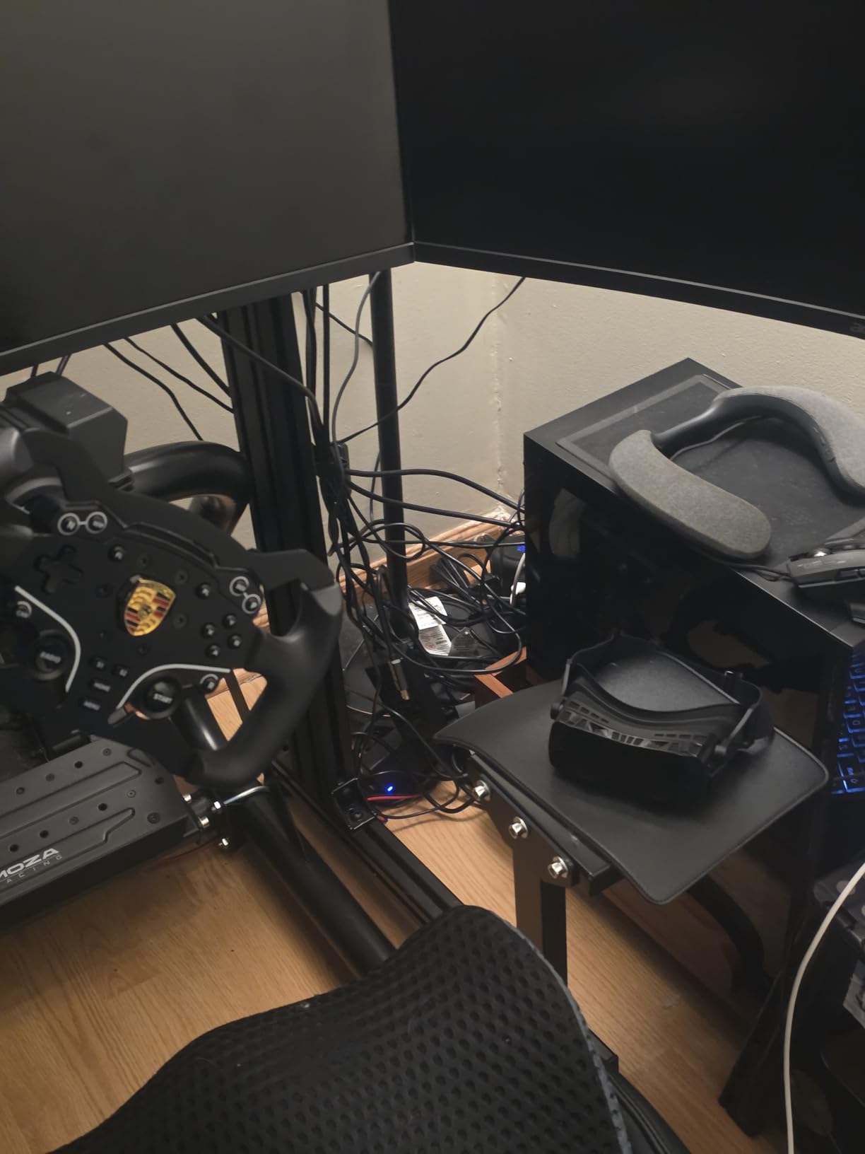 Bigscreen Beyond 2e: Ultra-Light PC VR Headset (108g) Micro-OLED Displays, 2560x2560 per Eye Resolution, 116 FOV, EyeTracking & DFR Play PC VR Games, Flight & Racing Simulators customer photo 1