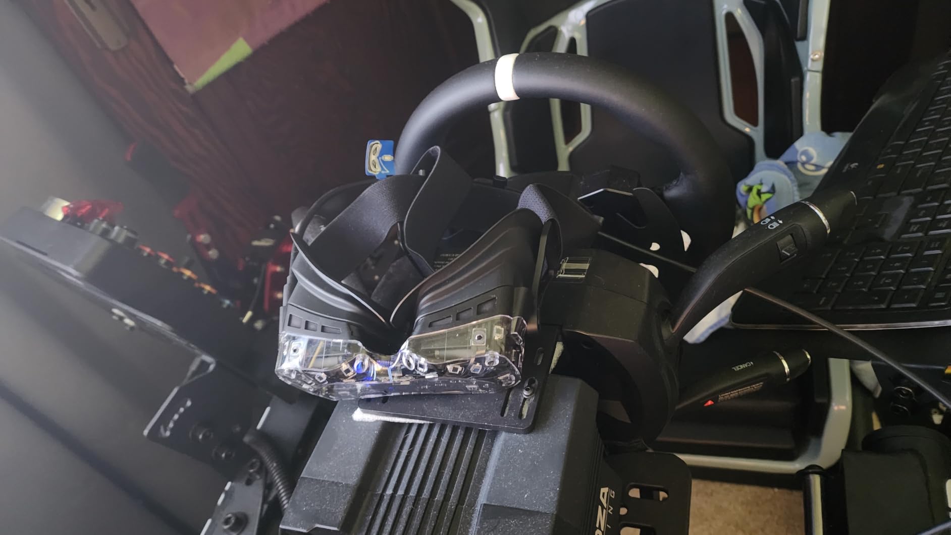 Bigscreen Beyond 2e: Ultra-Light PC VR Headset (108g) Micro-OLED Displays, 2560x2560 per Eye Resolution, 116 FOV, EyeTracking & DFR Play PC VR Games, Flight & Racing Simulators customer photo 2