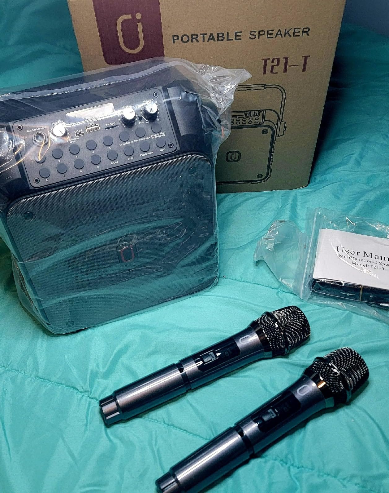 HWWR Karaoke Machine with 2 Mics for Adults & Kids, All-in-One Karaoke Set | With Vocal Processor for Natural, Authentic Sound, Automatic Bass & Treble Adjustment, Support TV/TWS Connectivity customer photo 1