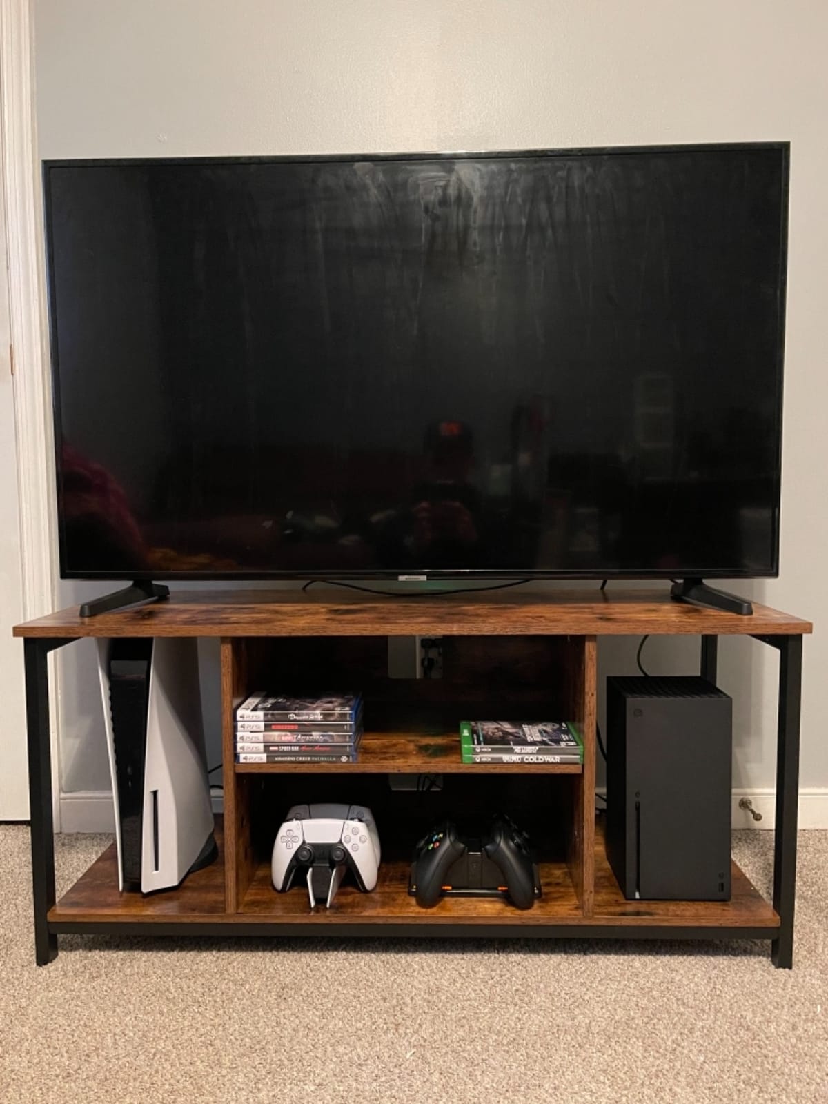 VASAGLE Tall Farmhouse TV Stand, Entertainment Center with Barn Doors, Storage Media Console Cabinet for Living Room, Bedroom, 58.3 x 15.7 x 31.9 Inch, Honey Brown, LIRY Collection ULTV031K101S customer photo 1