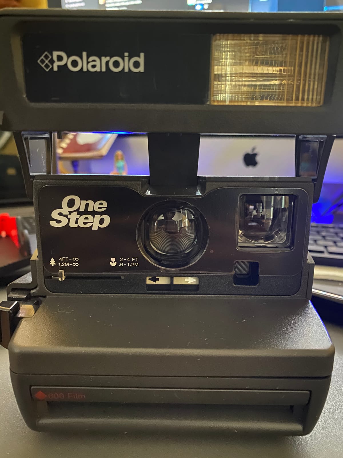 Polaroid One-Step 600 Instant Camera customer photo 2