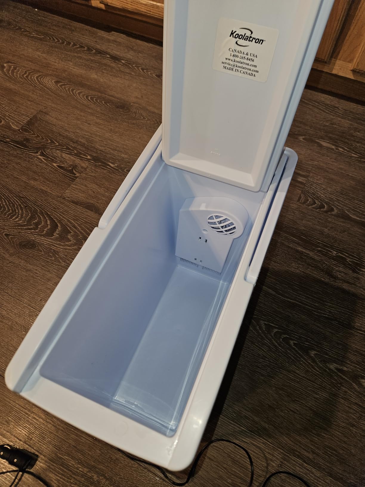 Koolatron Electric Portable Cooler Plug in 12V Car Cooler/Warmer, 18 qt (17 L), No Ice Thermo Electric Portable Fridge for Camping, Travel Road Trips Trucking with 12 Volt DC Power Cord customer photo 1