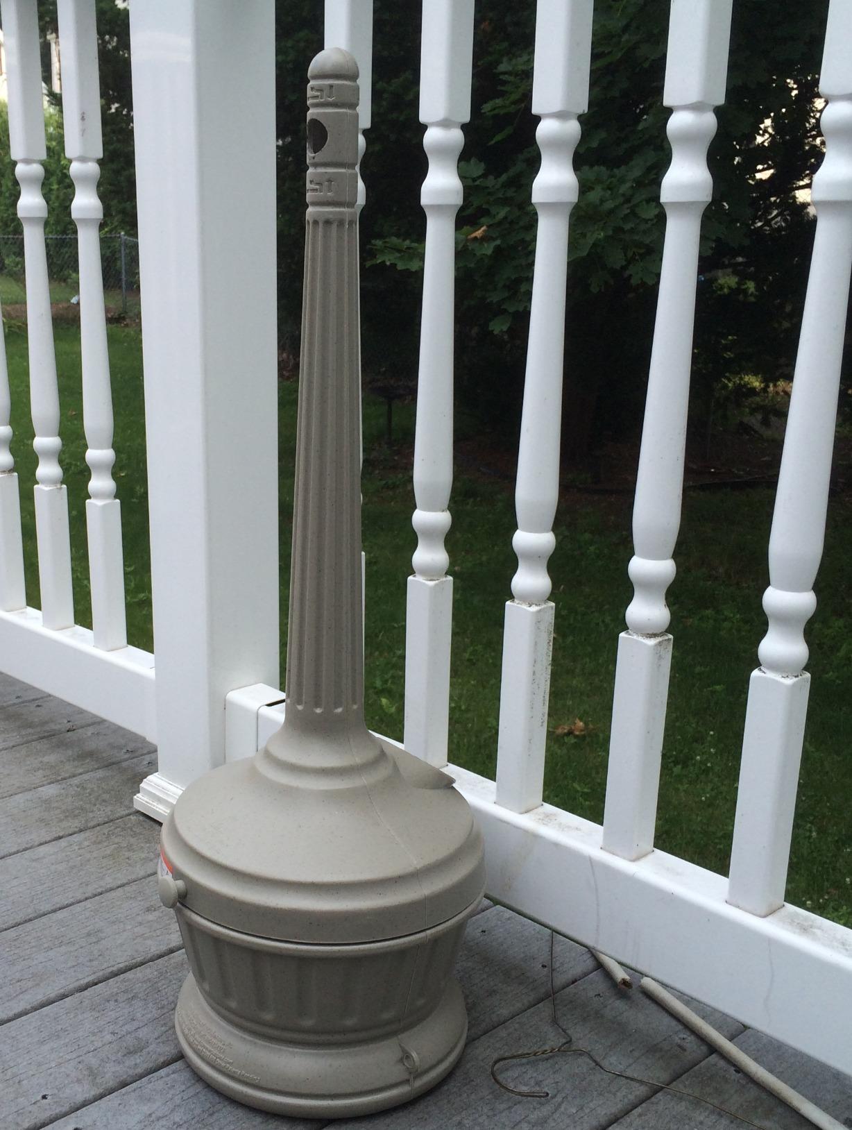 Commercial Zone Smokers' Outpost Outdoor Ash Urn, Beige HDPE, 1.25 Gal. (711402) customer photo 1