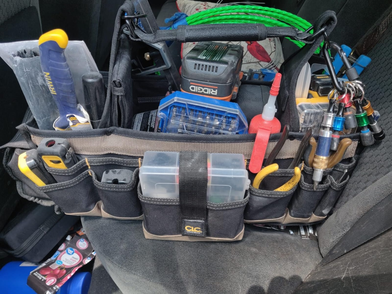 CLC WORK GEAR 1530 Electrical and Maintenance Tool Carrier, 43 Pocket, Black customer photo 1