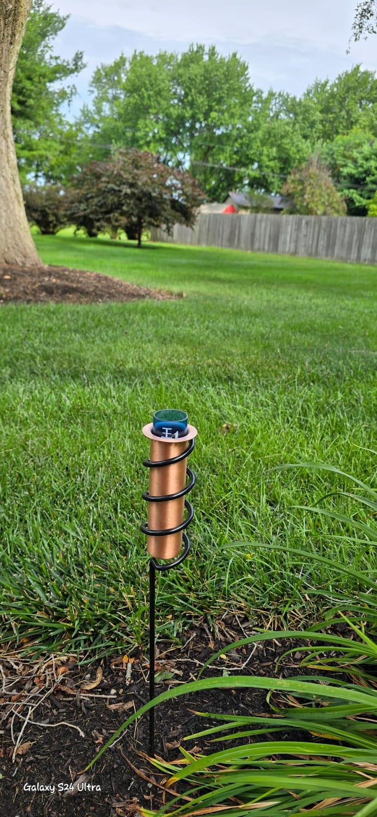 WCRG Copper Rain Gauge for Yard, Steel Stake - Outdoor Sprinkler Gauges, Shatterproof, Winter-Safe, Accurate, Decorative - The Original Floating Rain Gauge, USA Assembled & Designed customer photo 2