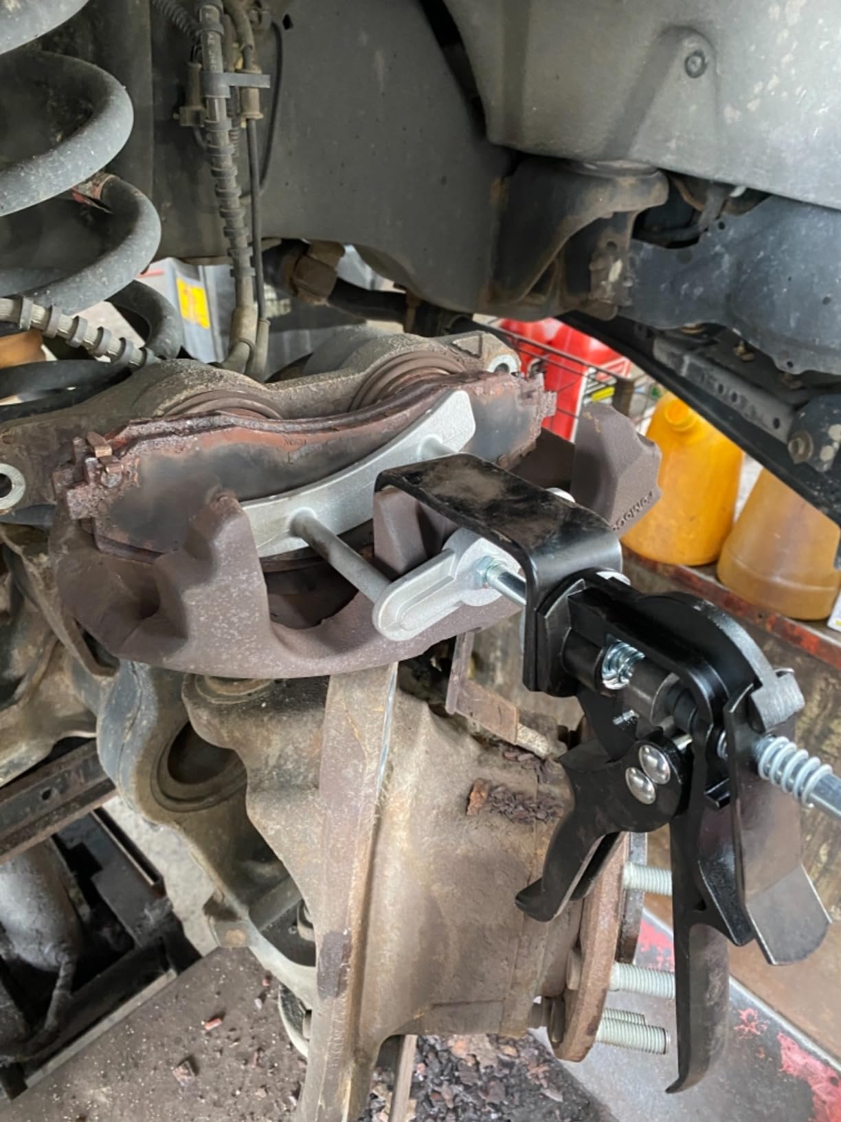 Lisle 25750 Dual Piston Brake Pad Spreader customer photo 1