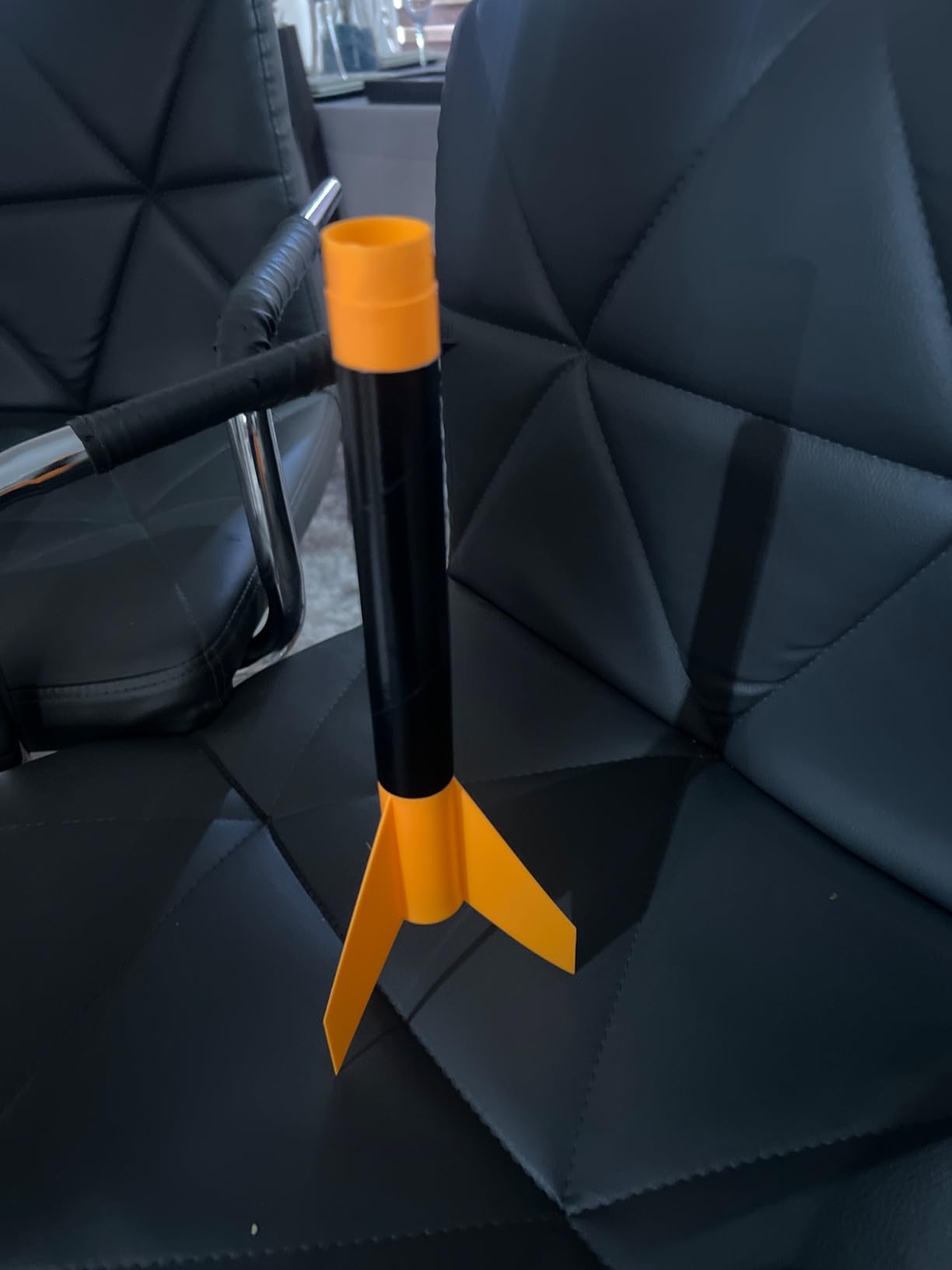 Estes Alpha III Rocket-Building Kit, Orange/Black customer photo 2