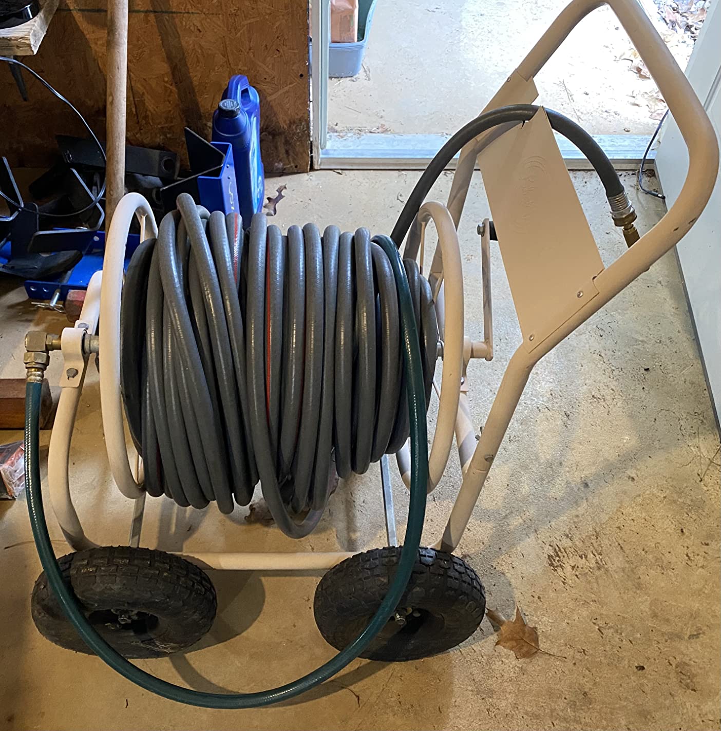 Liberty Garden Industrial 4 Wheel 300 Foot of 0.625 Inch Hose Steel Frame Water Hose Reel Cart for Backyard, Garden, or Lawn, Beige customer photo 1