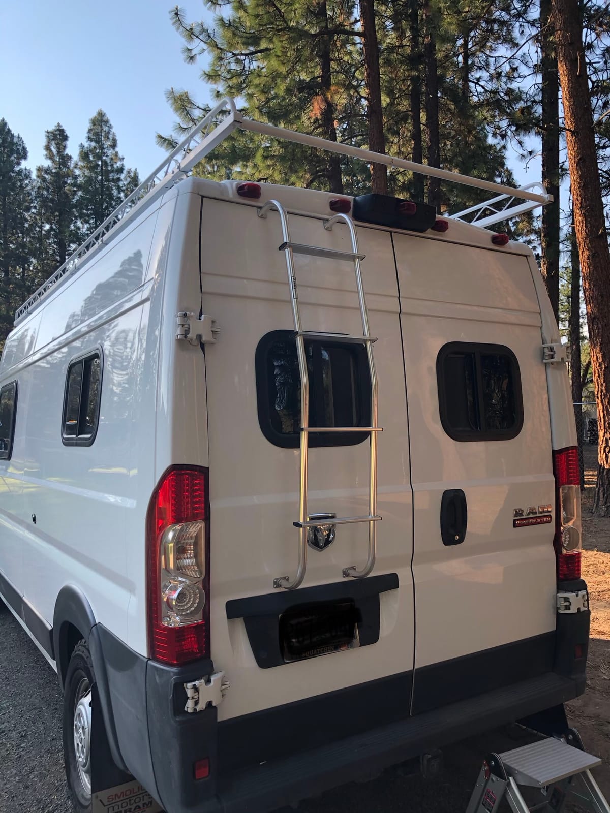 Surco 103H Aluminum 4-Step Van Ladder, Hook-Over Rear Door Mount, Fits Chevy GMC Dodge Vans, 250 lb Capacity, Made in USA customer photo 1