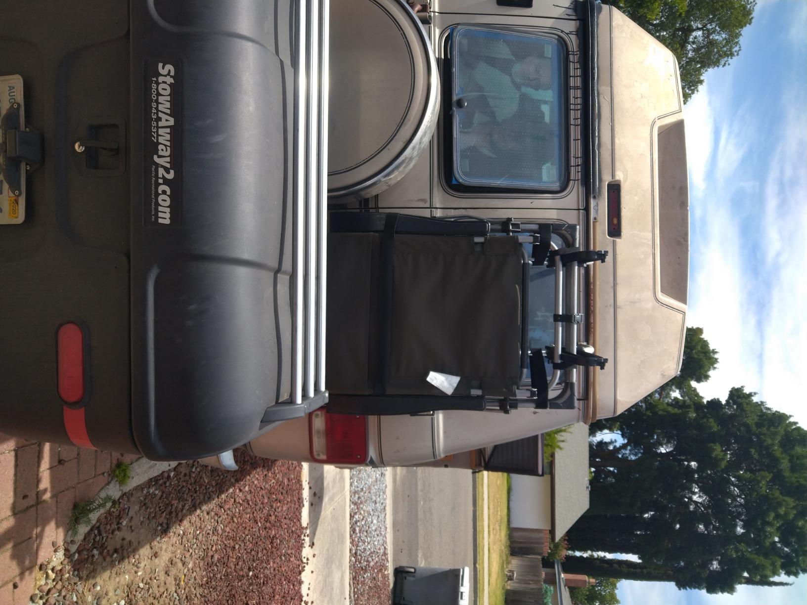 Camco Clamp-N-Carry Lockable RV Ladder Chair and Bike Rack, 51430 customer photo 1