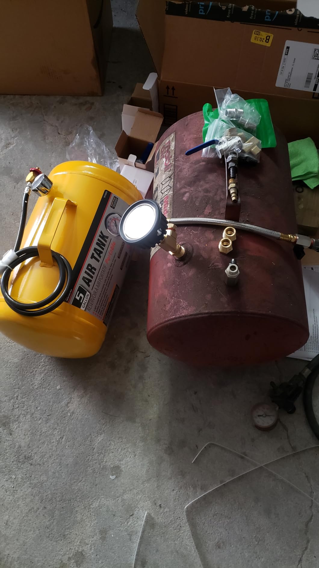 Performance Tool W10005 5-Gallon Portable Horizontal Air Tank | 125 PSI max pneumatic compressed air tank. Features industrial hose with tire air chuck, safety bypass valve, and on/off dial customer photo 2