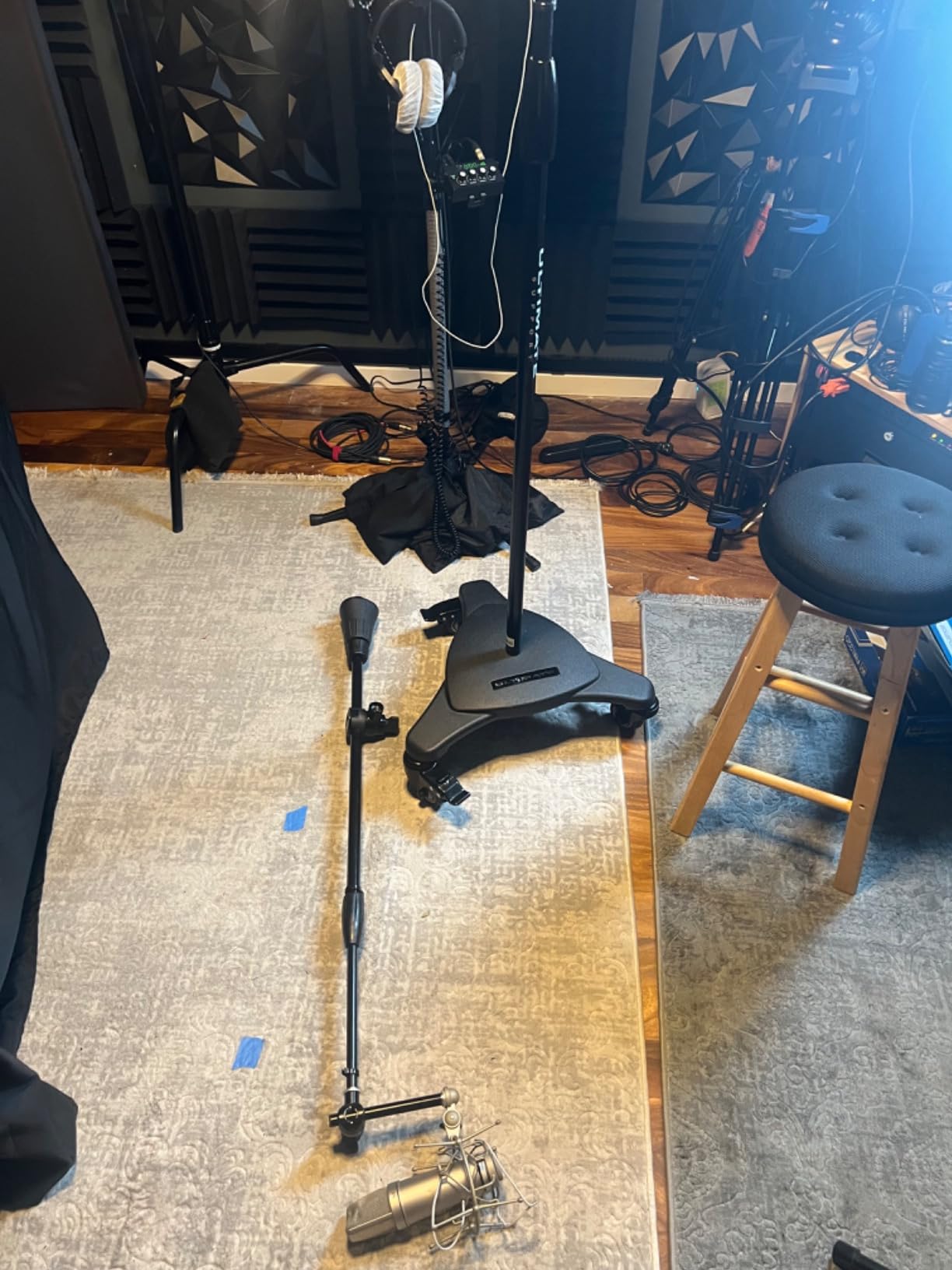 Ultimate Support MC-125 Studio Series Mic Boom Stand customer photo 2