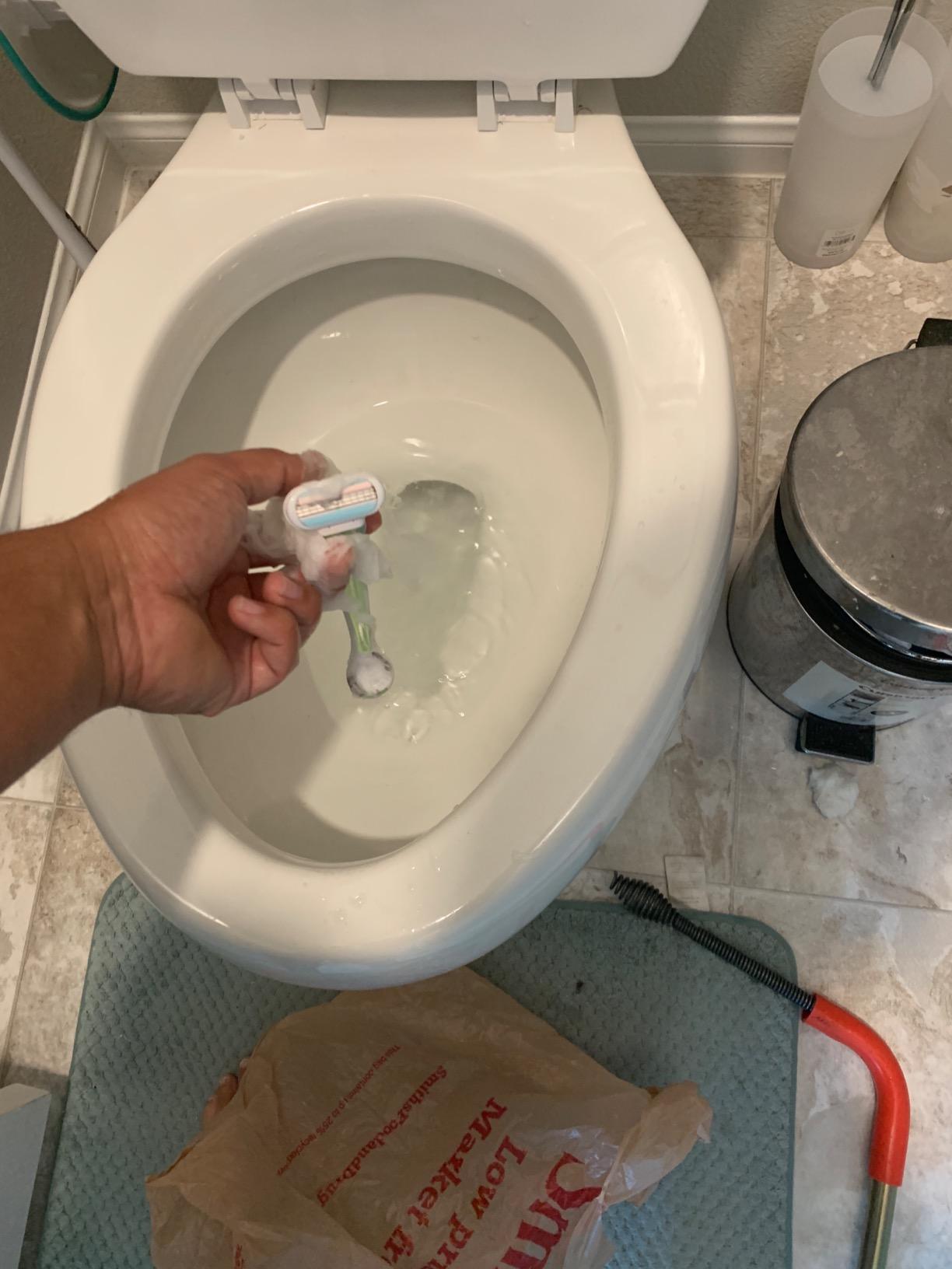 RIDGID 59787 Model K-3 Toilet Auger with Unclogging 3-Foot Snake and Bulb Head customer photo 1