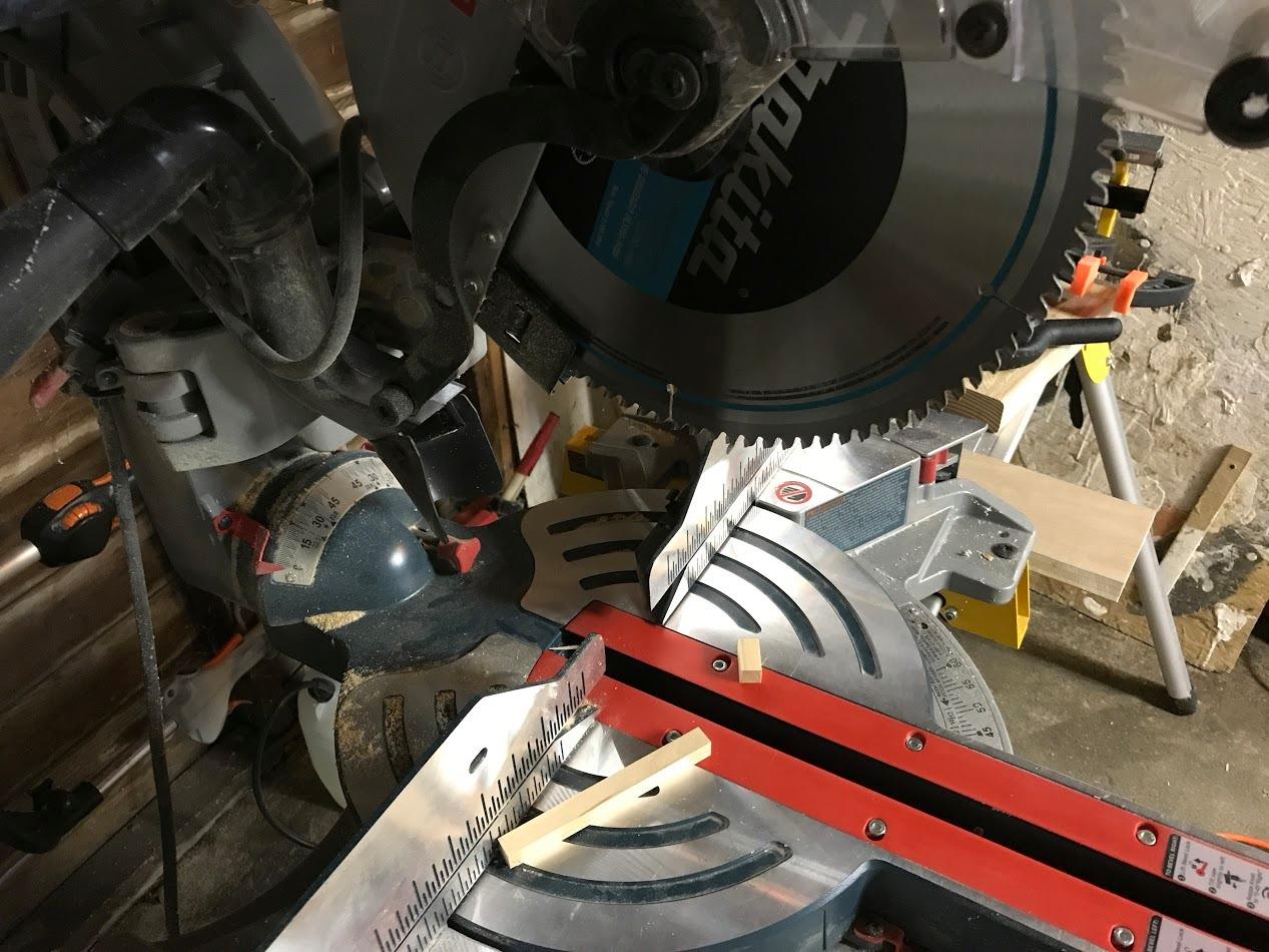 MAKITA 12