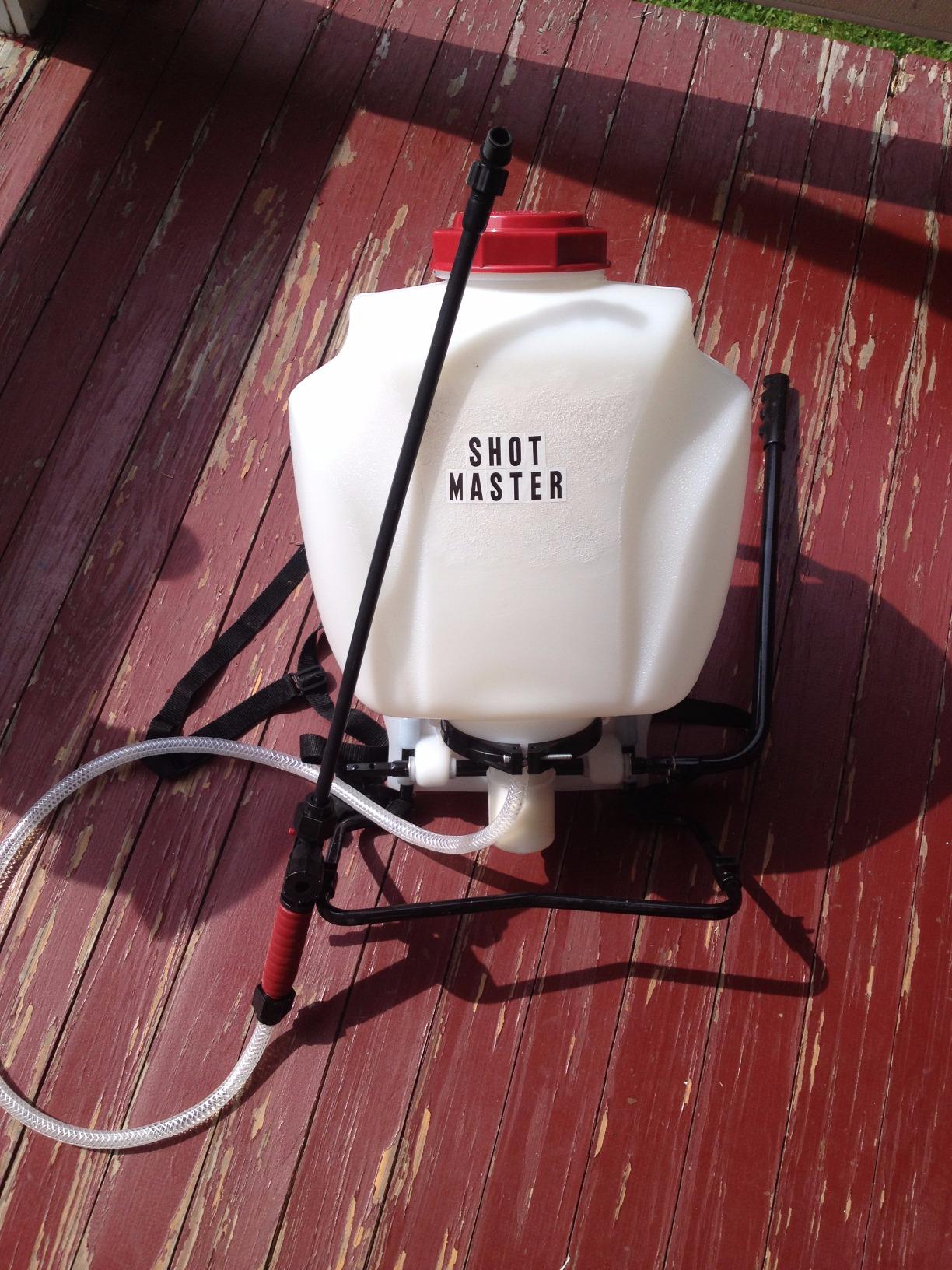 CHAPIN 61800 ProSeries 4-Gallon Backpack Sprayer, 3-Stage Filtration customer photo 1