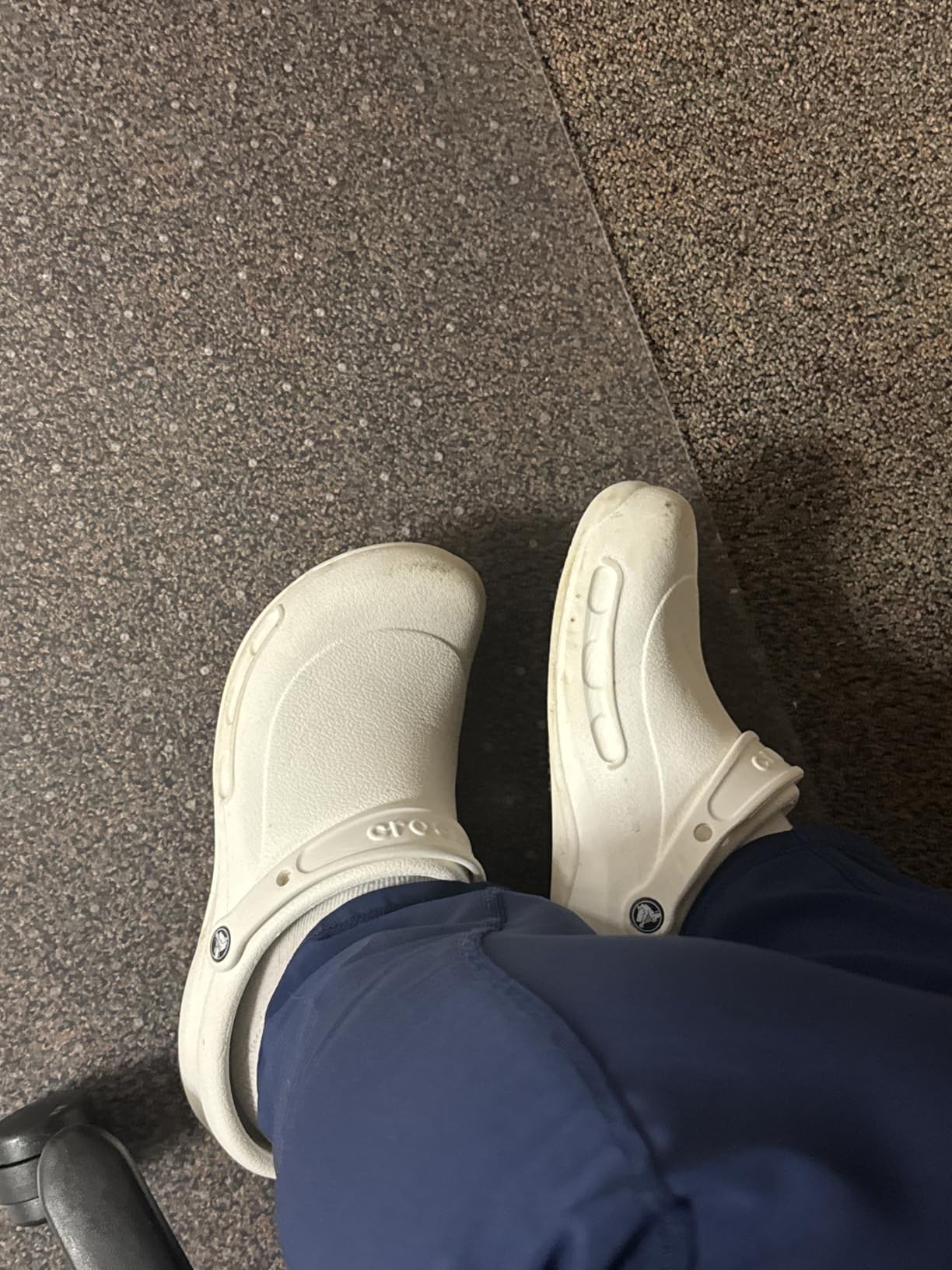 Crocs Unisex-Adult Bistro Work Clogs, Enclosed Toe, Slip Resistant Shoes | All Day Comfort at Work, Slip Resistant, Healthcare, Hospitality, Food Service Workers, Easy to Wipe Clean, ASTM Certified customer photo 1