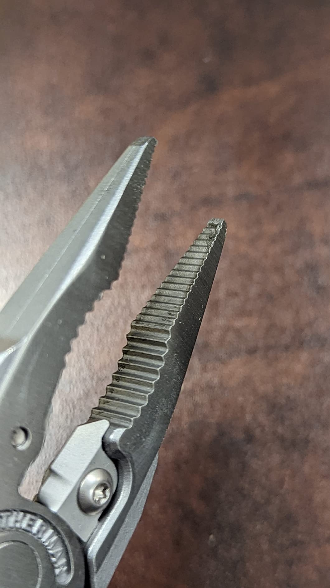 LEATHERMAN Surge 21-in-1 Heavy-Duty Multi-tool for Work, Home, Garden, DIY & Auto, Stainless Steel customer photo 2