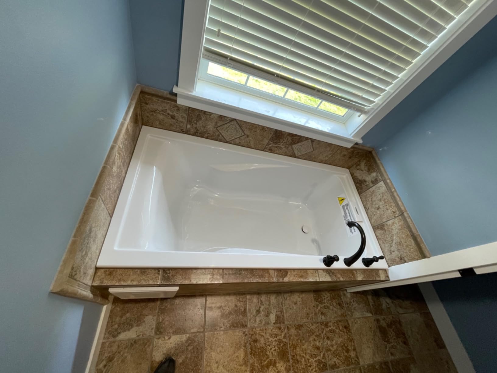 American Standard 7236V002.020 Evolution 72 x 36-Inch Deep Soak Drop-In Bathtub, White customer photo 1