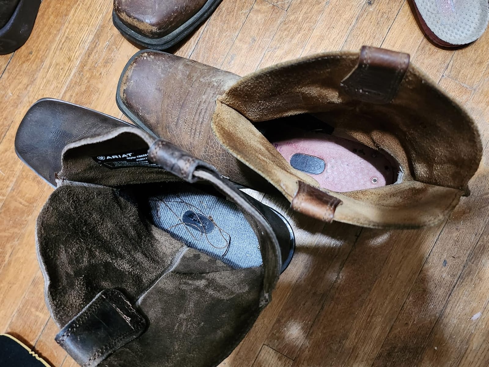Ariat Rambler Western Boot - Men's Leather, Square Toe, Western Boots customer photo 1