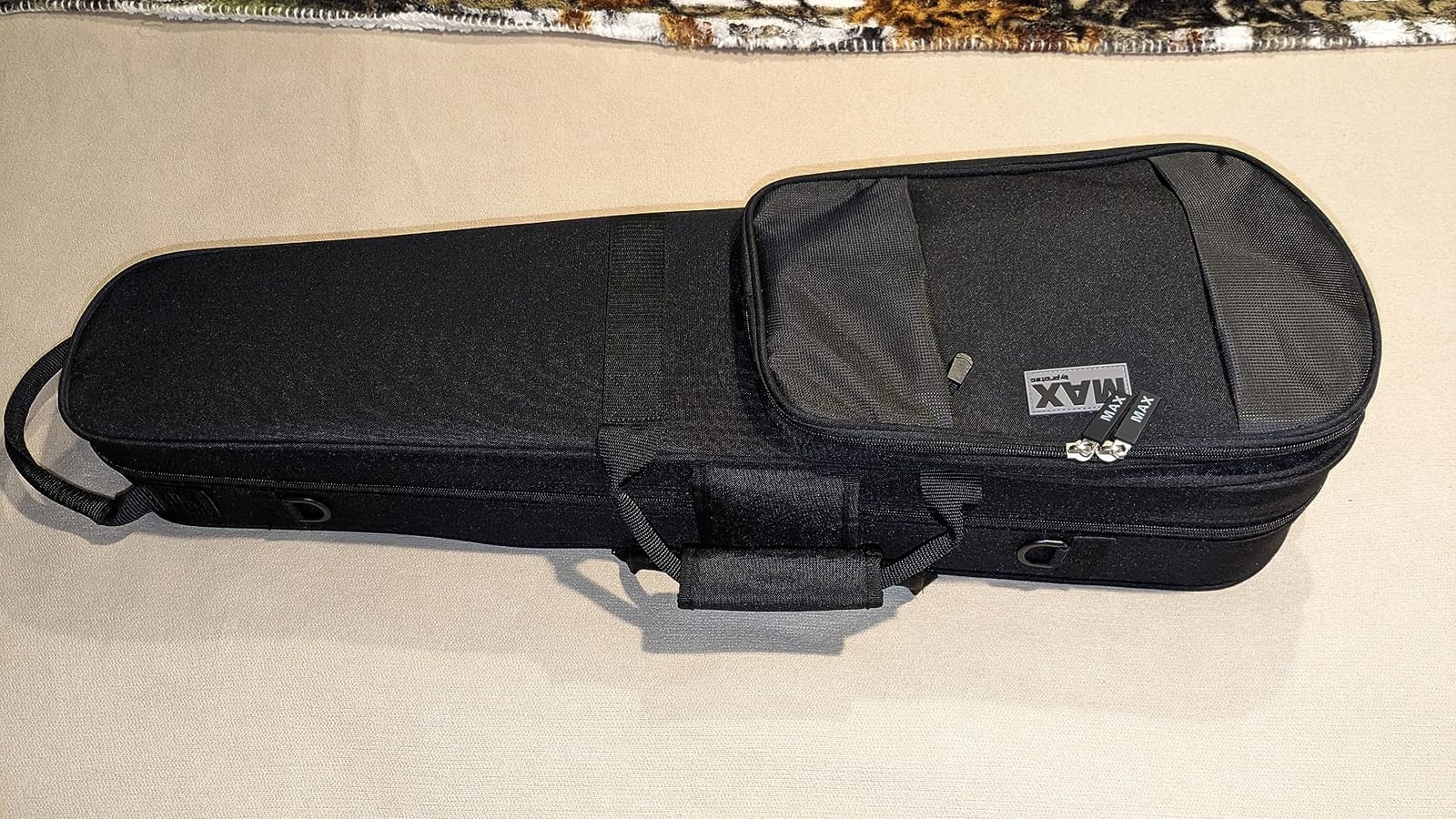 Protec MAX 4/4 Full Size Lightweight Violin Case, Black, Model MX044 customer photo 2