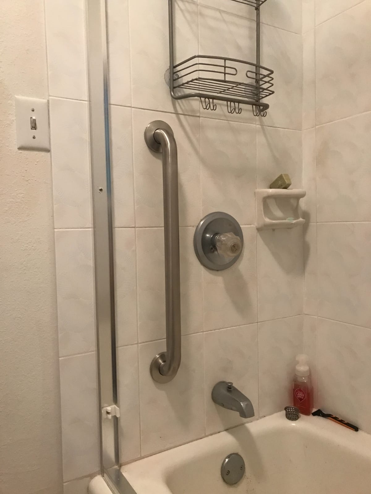 Moen Home Care Bathroom Safety 36 Inch Stainless Steel Handicap Grab Bar for Bathtub and Shower, Peened Texture for Grip, Elderly Assistance Product with Concealed Screws, R8936P customer photo 1
