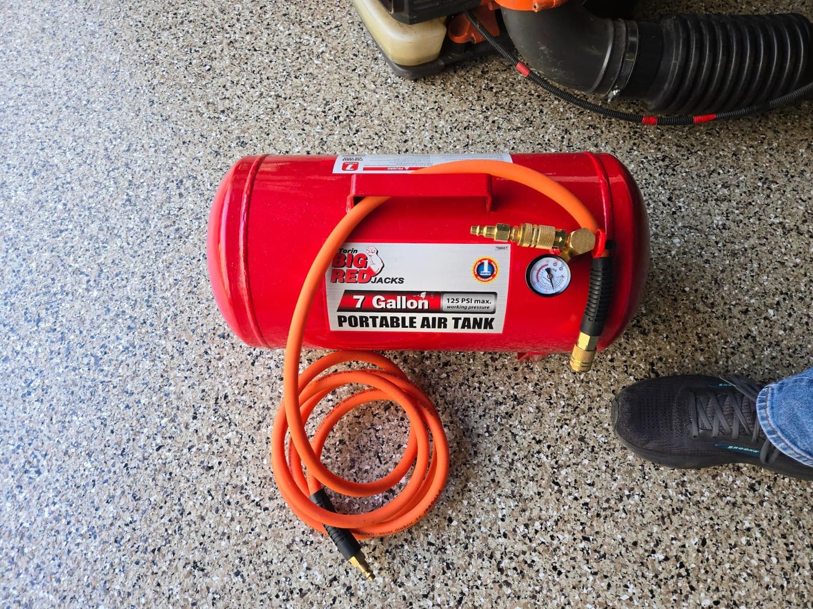 BIG RED T88007 Torin Portable Horizontal Air Tank with 36