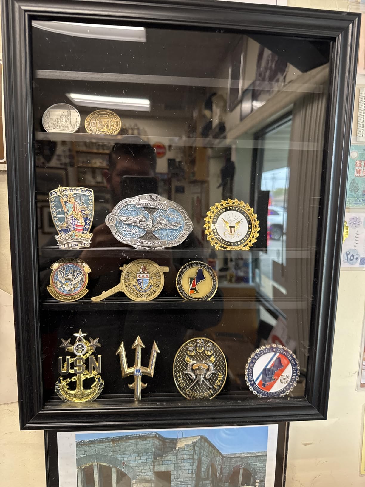 Military Challenge Coin Display Case Wall Mount Cabinet Poker Chips Holder Display Case Stand Rack Mahogany Finish Frame Pro 98% UV Protection customer photo 2
