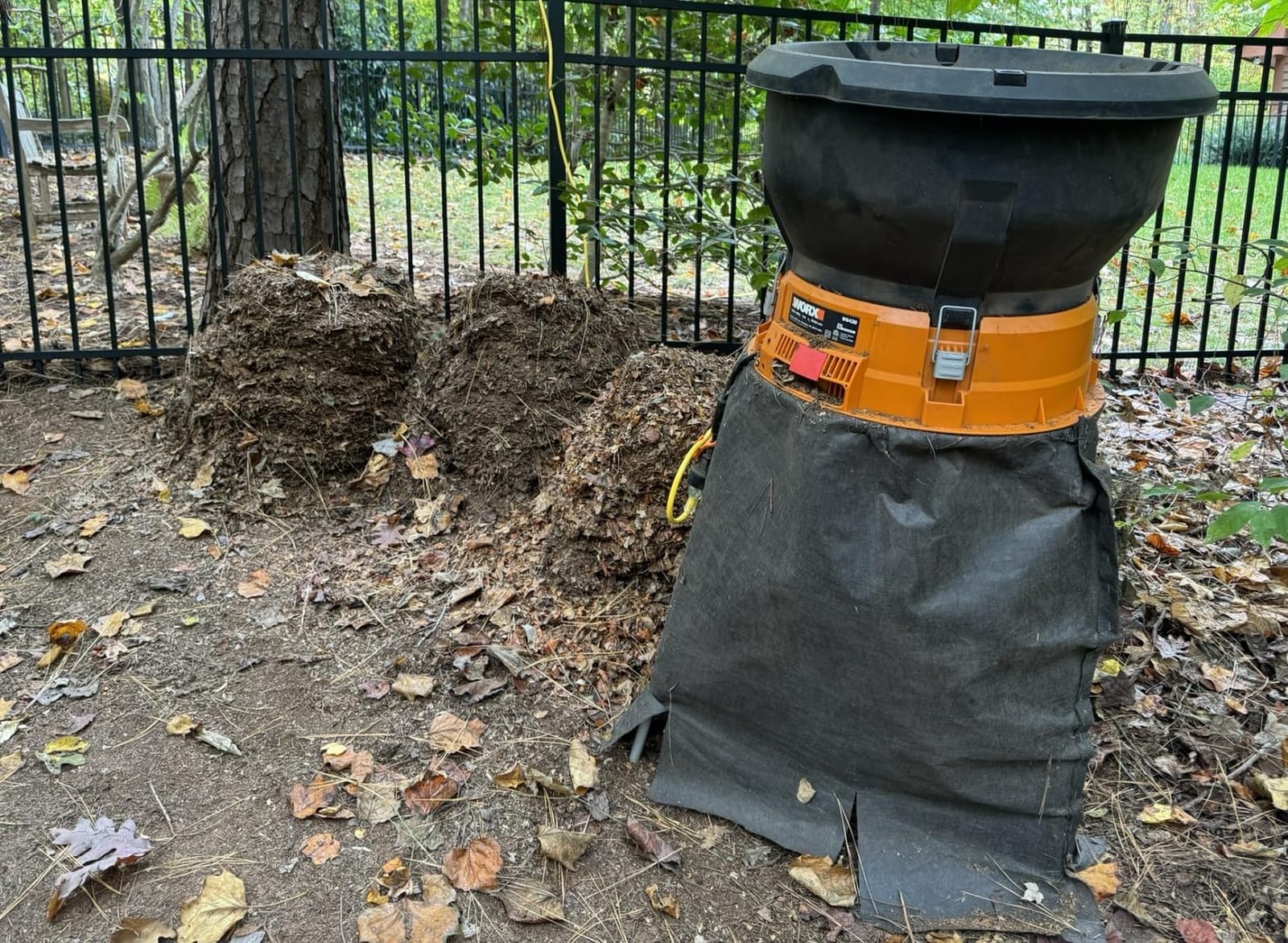 Worx 13 Amp Electric Leaf Mulcher for Yard Leaf & Waste Shredding, WG430 customer photo 2