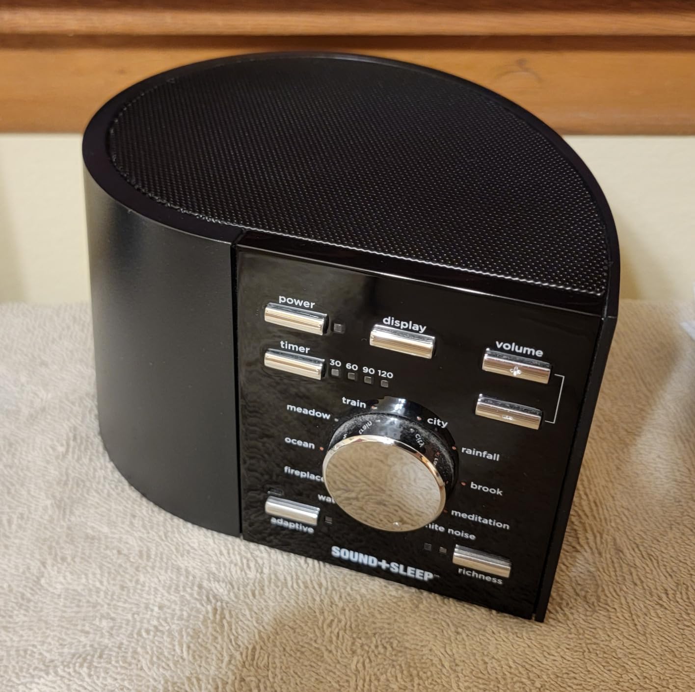 Adaptive Sound Technologies Sound + Sleep White Noise Machine, Black | White Noise Machine for Focus Support with a Convenient Sleep Timer, Built-in Headphone Jack, and Precision Volume Settings customer photo 1