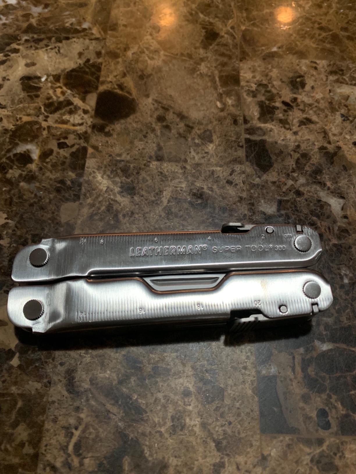 LEATHERMAN Super Tool 300 Multitool with Premium Replaceable Wire Cutters and Saw, Stainless Steel customer photo 1