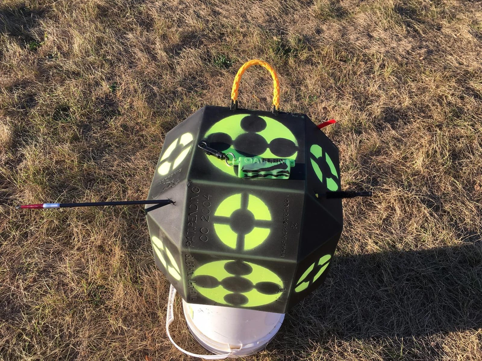 Rinehart 18-1 Archery Target, 18-Sided, Broadhead & Field Point Compatible customer photo 2