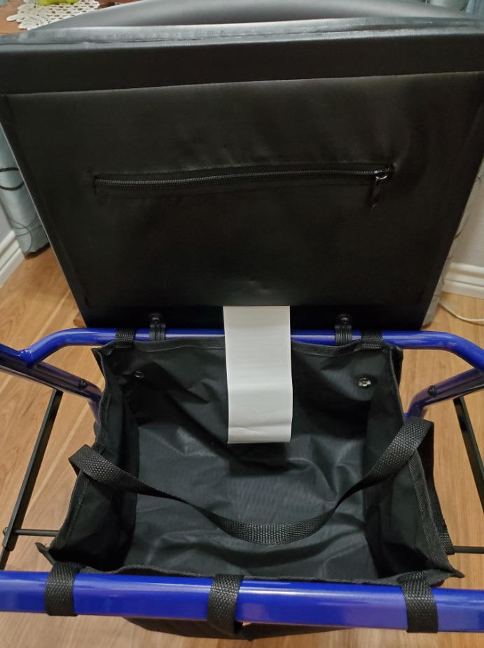 Drive Medical R728BL Foldable Rollator Walker with Seat, Blue customer photo 1