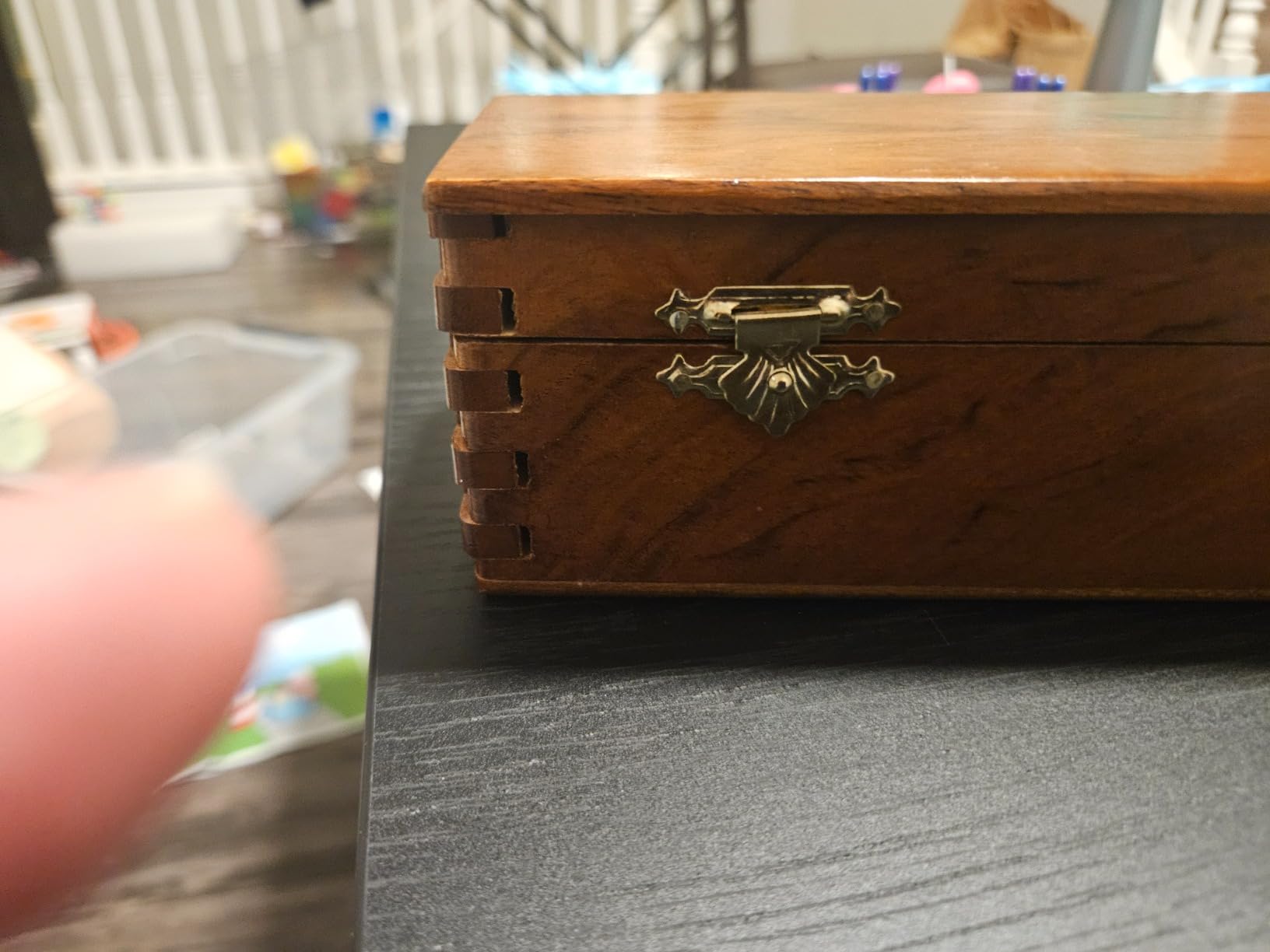 Marion Domino Double Six Black Jumbo Tournament Professional Size with Spinners in Dovetail Sheesham Wood Box customer photo 2