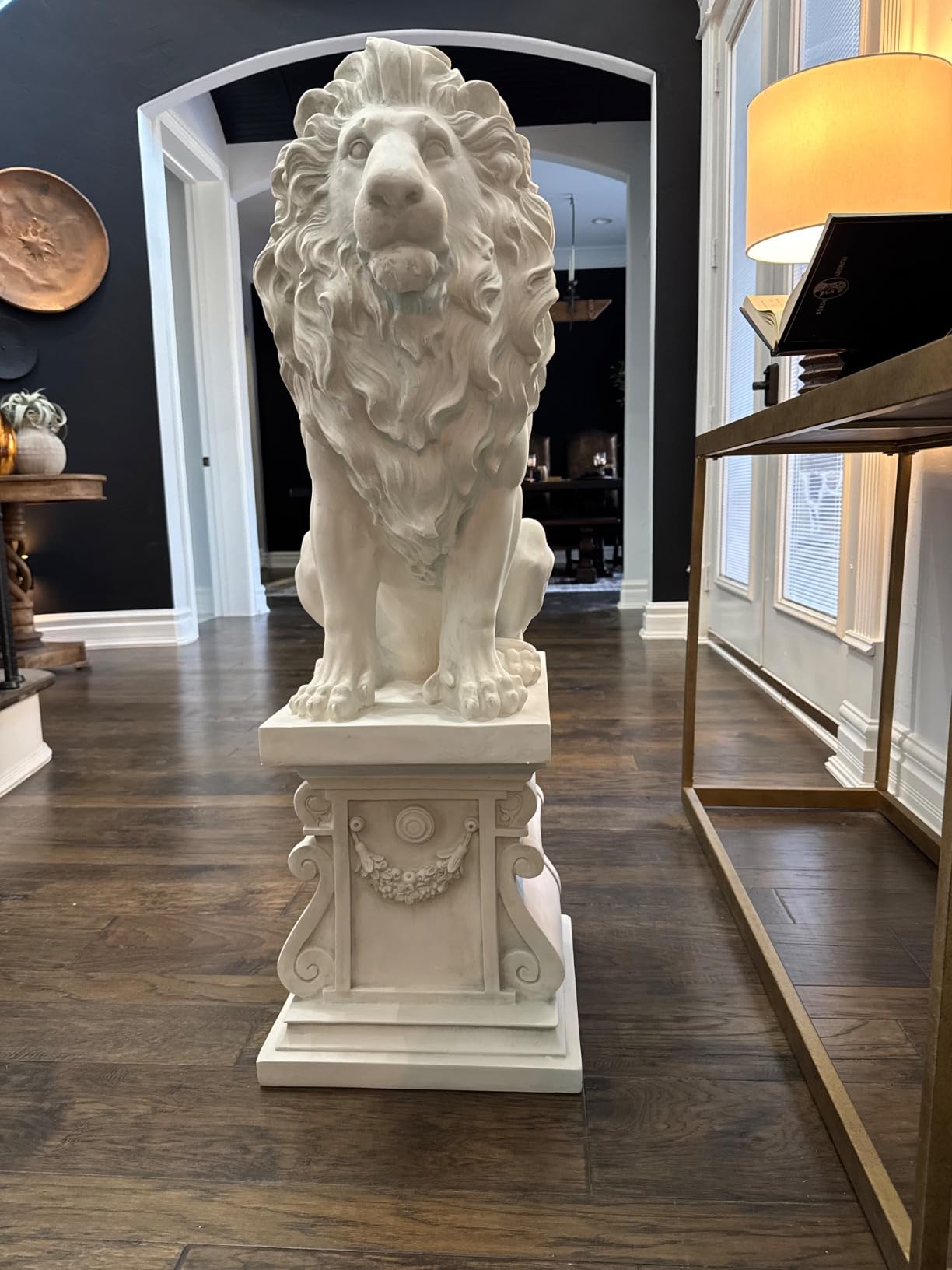 Design Toscano Lion of Florence Sentinel Indoor/Outdoor Animal Statue, 28 Inch Tall, Cast Stone Resin, Antique Stone Finish customer photo 1