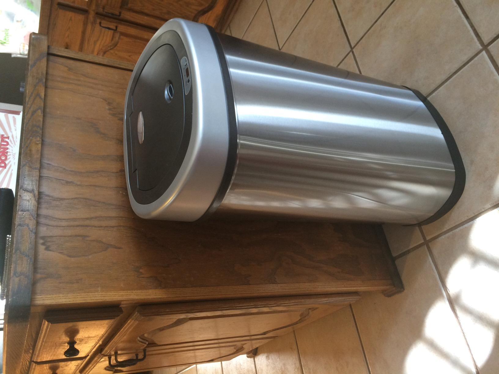 Nine Stars 13 Gallon Oval Automatic Trash Can, 50L Touchless Motion Sensor Kitchen Garbage Can with Odor-Sealing Black Lid, Silver Stainless Steel customer photo 2