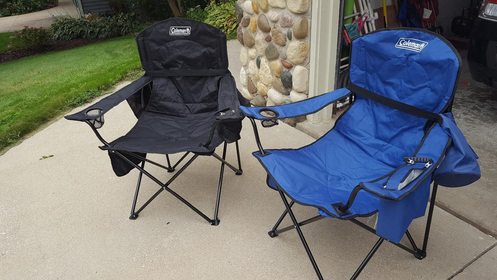 Coleman Portable Camping Chair with 4-Can Cooler, Cushioned Seat & Back with Side Pockets & Cup Holder, Carry Bag Included, Great for Camping, Tailgating, Firepits, Patio, & More customer photo 1