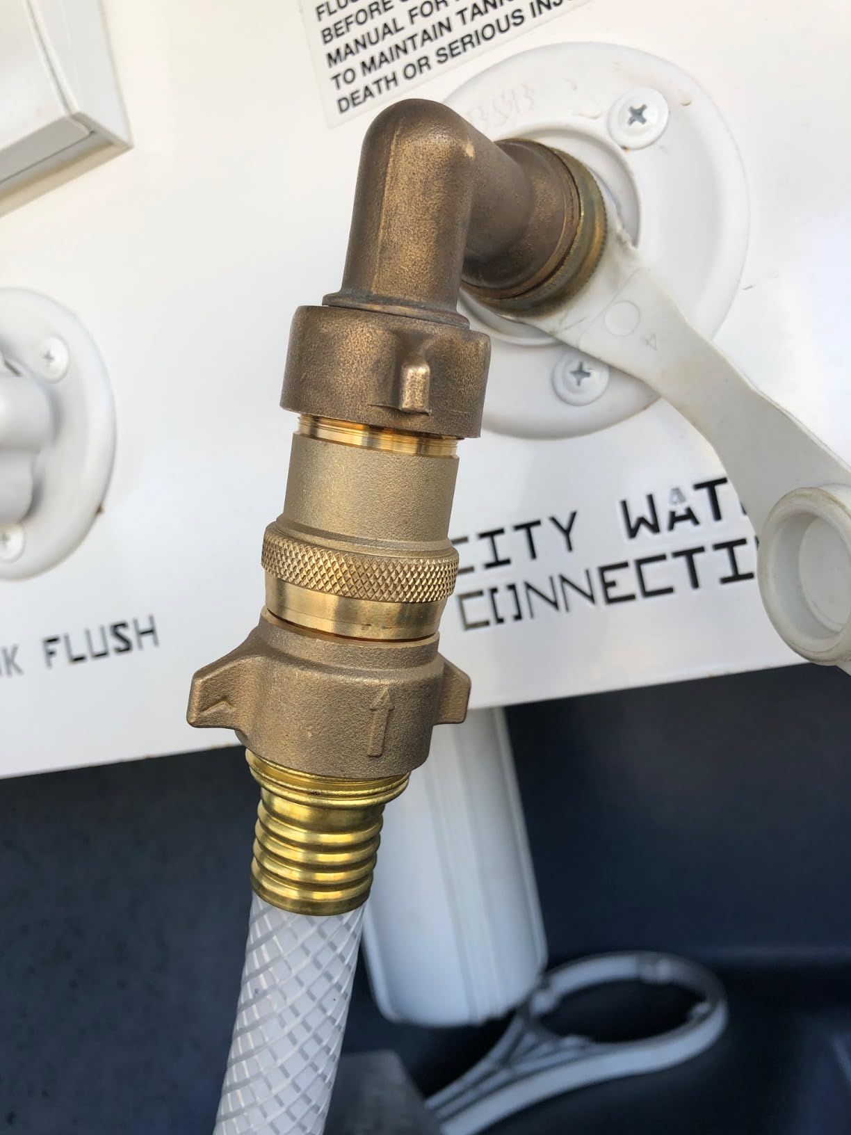 Camco Brass Marine/RV Water Pressure Regulator - Drinking Water Safe customer photo 2