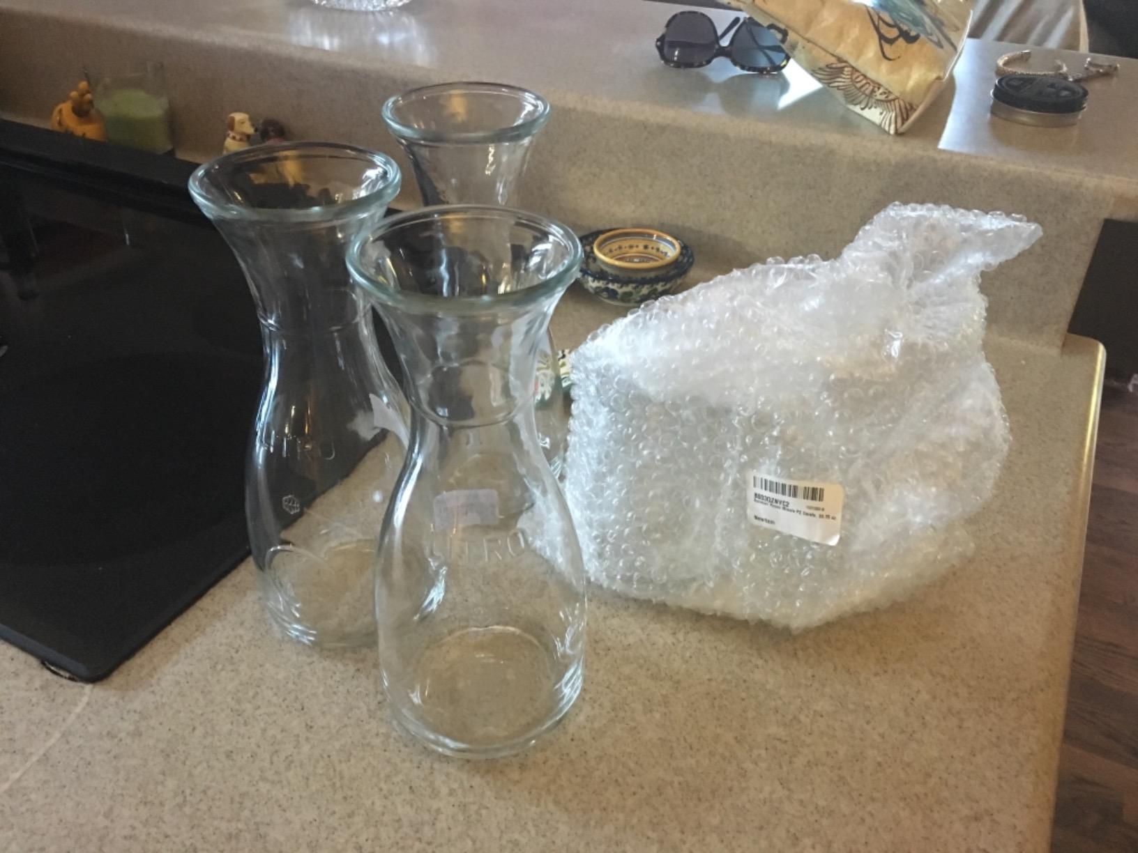 Bormioli Rocco Misura PZ Carafe, 33.75 oz - Embossed Marking, Wide Mouth & Lipped Rim for Easy Pouring - Thick Durable Glass for Water, Wine & Juice, Made in Italy, Dishwasher Safe customer photo 1