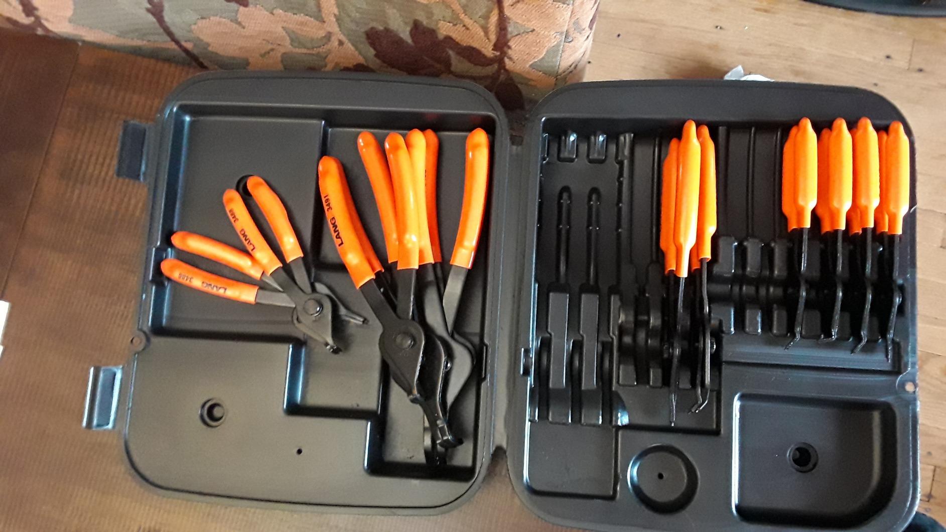 Lang Tools (3495) 12-Piece Fixed Tip Combination Internal/External Snap Ring Pliers Set customer photo 2