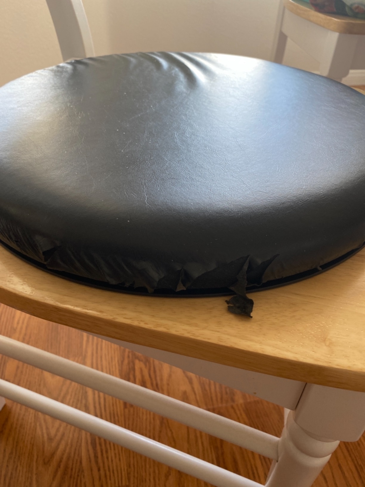 HealthSmart 360 Degree Swivel Seat Cushion, Chair Assist for Elderly, Swivel Seat Cushion for Car, Twisting Disc, Black, 15 Inches in Diameter customer photo 1