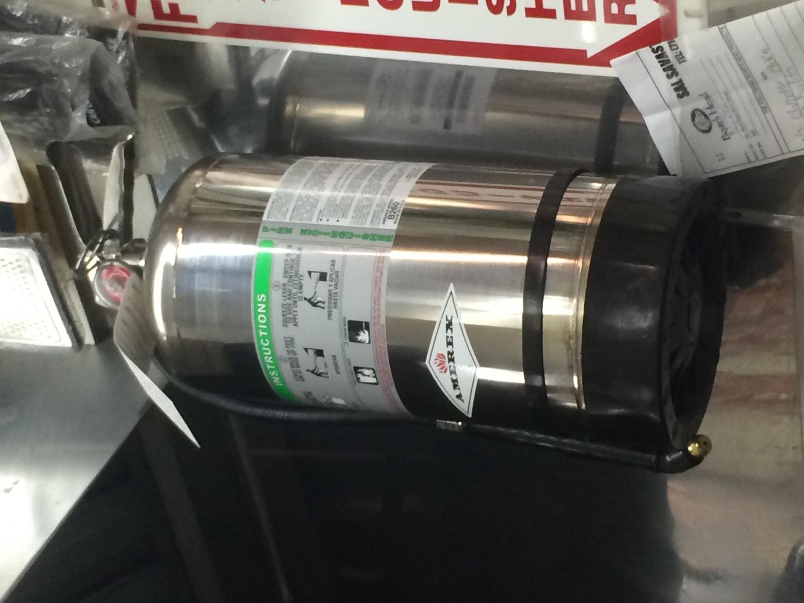 Amerex C260 (Formerly B260), 6 Liter Wet Chemical Class A K Fire Extinguisher, Ideal for Kitchen USE customer photo 1
