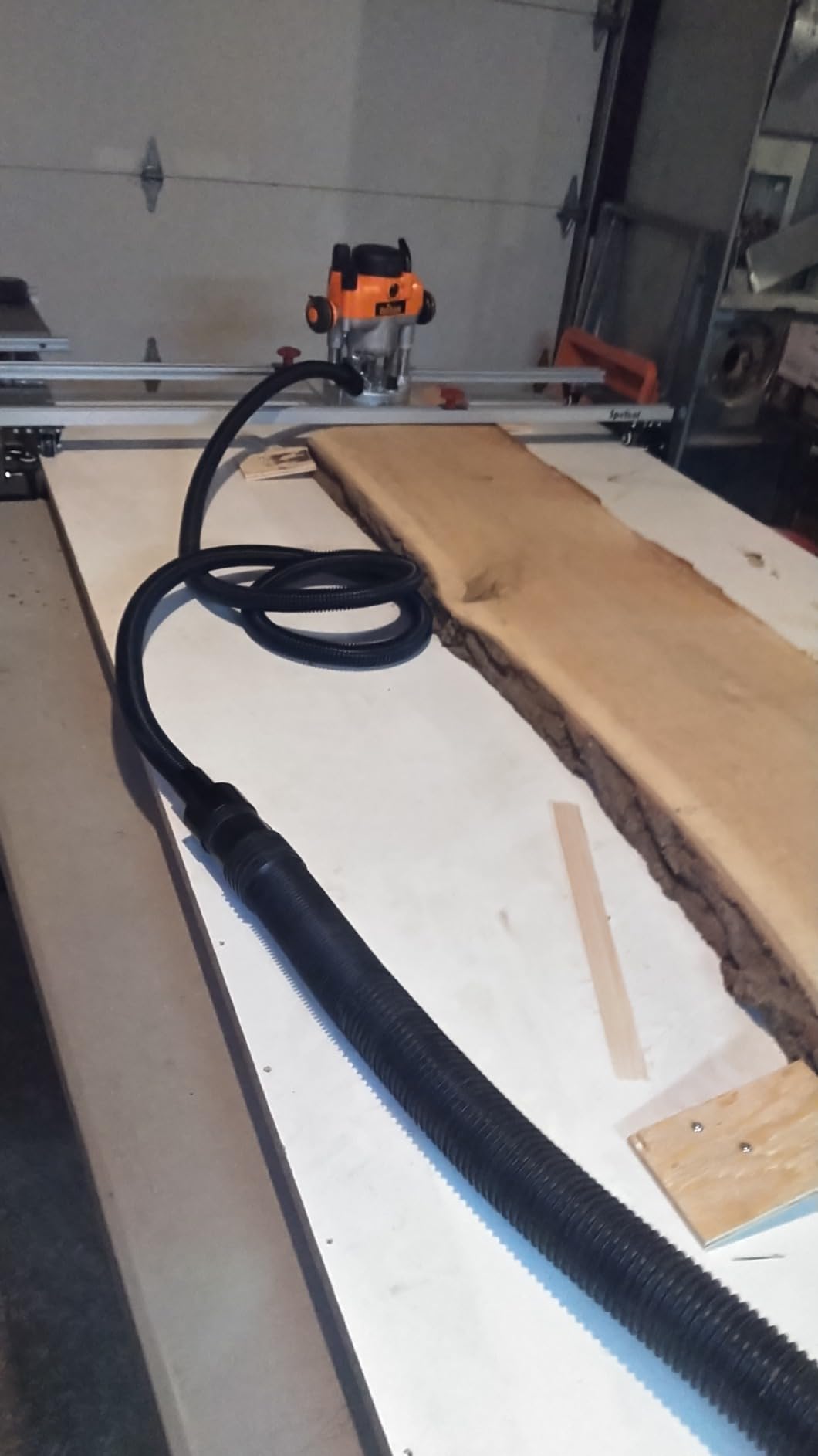 Triton TRA001 3-1/4 HP Dual Mode Precision Plunge Router customer photo 1