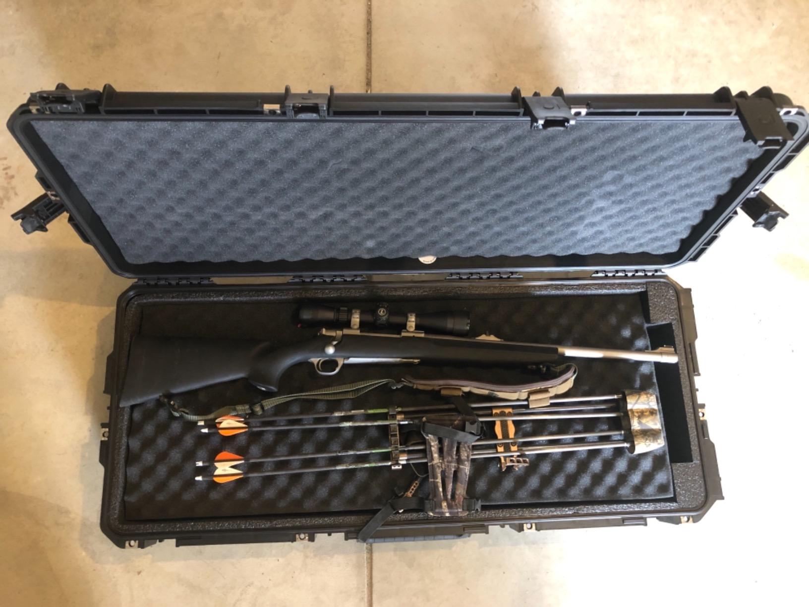 SKB Ultimate Watertight Double Bow Rifle Case, Black customer photo 1