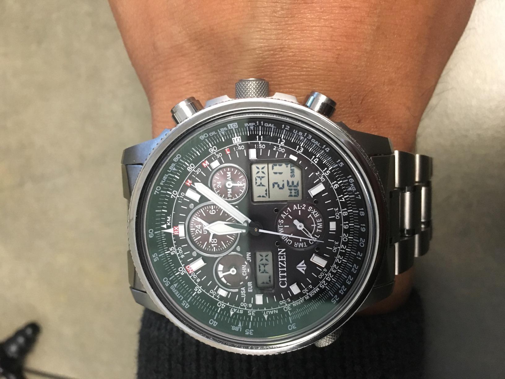 Bulova Men's Icon High Precision Quartz Chronograph Watch, Curved Mineral Crystal customer photo 2