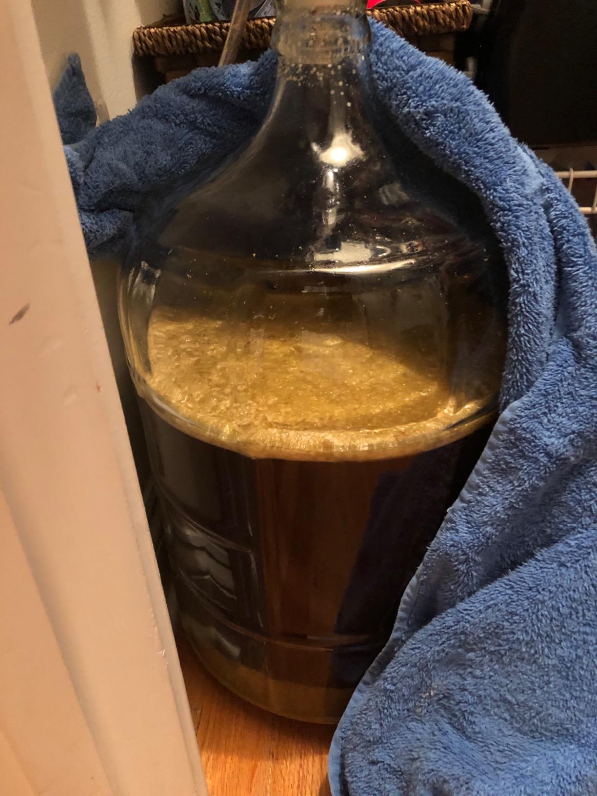 Gold Complete Beer Equipment Kit (K7) with 5 gal Glass Carboy customer photo 1