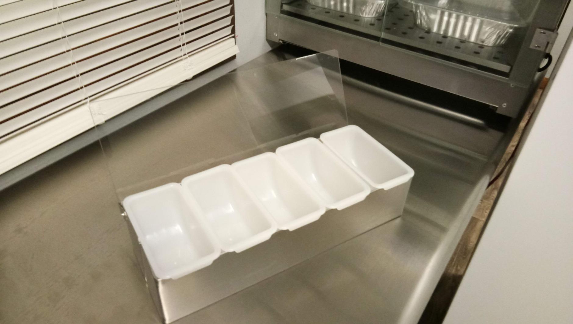 New Star Foodservice 48032 Stainless Steel Condiment Dispenser with 5 Compartments (No Ice Tray) customer photo 1