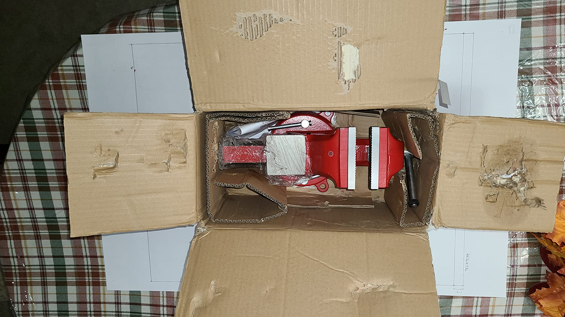 Yost Vises ADI-6 Heavy Duty Vise | 130,000 PSI Tensile Strength Austempered Ductile Iron Bench Vise | 6 Inch Jaw Width with a 360 Degrees Interlocking Swivel Base and 2 Lockdowns | Red customer photo 2