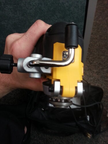 DEWALT Oscillating Tool, 3-Amp, Corded, Includes Wood Blades, Sandpaper and Tool Bag (DWE315K) customer photo 1