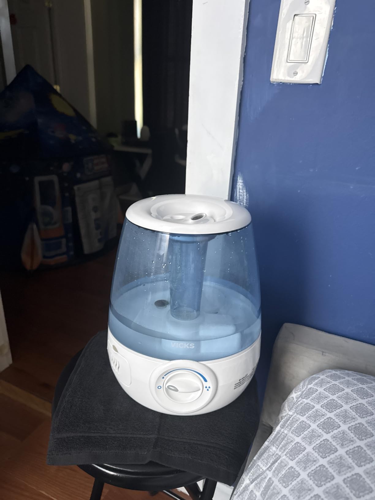 Vicks Filter-Free Ultrasonic Humidifier, Recommended by Pediatricians customer photo 2