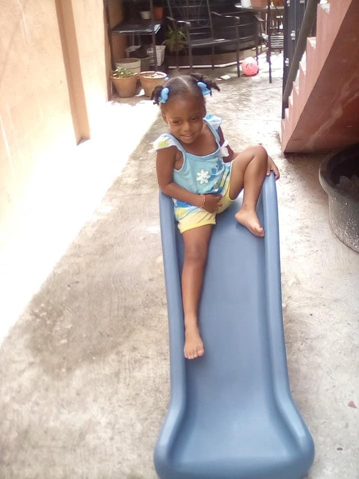 Step2 Play & Fold Junior Slide, Kids Indoor/Outdoor Play Slide, Backyard Playground Set, Easy Grip, Wide Ladder, Outside Jungle Gym, For Toddlers 1.5-4 Years Old customer photo 1